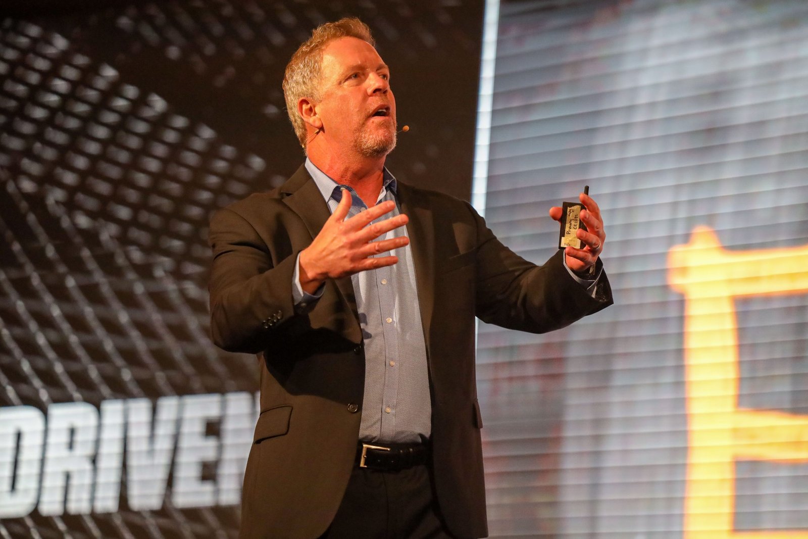 Storytelling for Leaders: How to Inspire Action and Loyalty